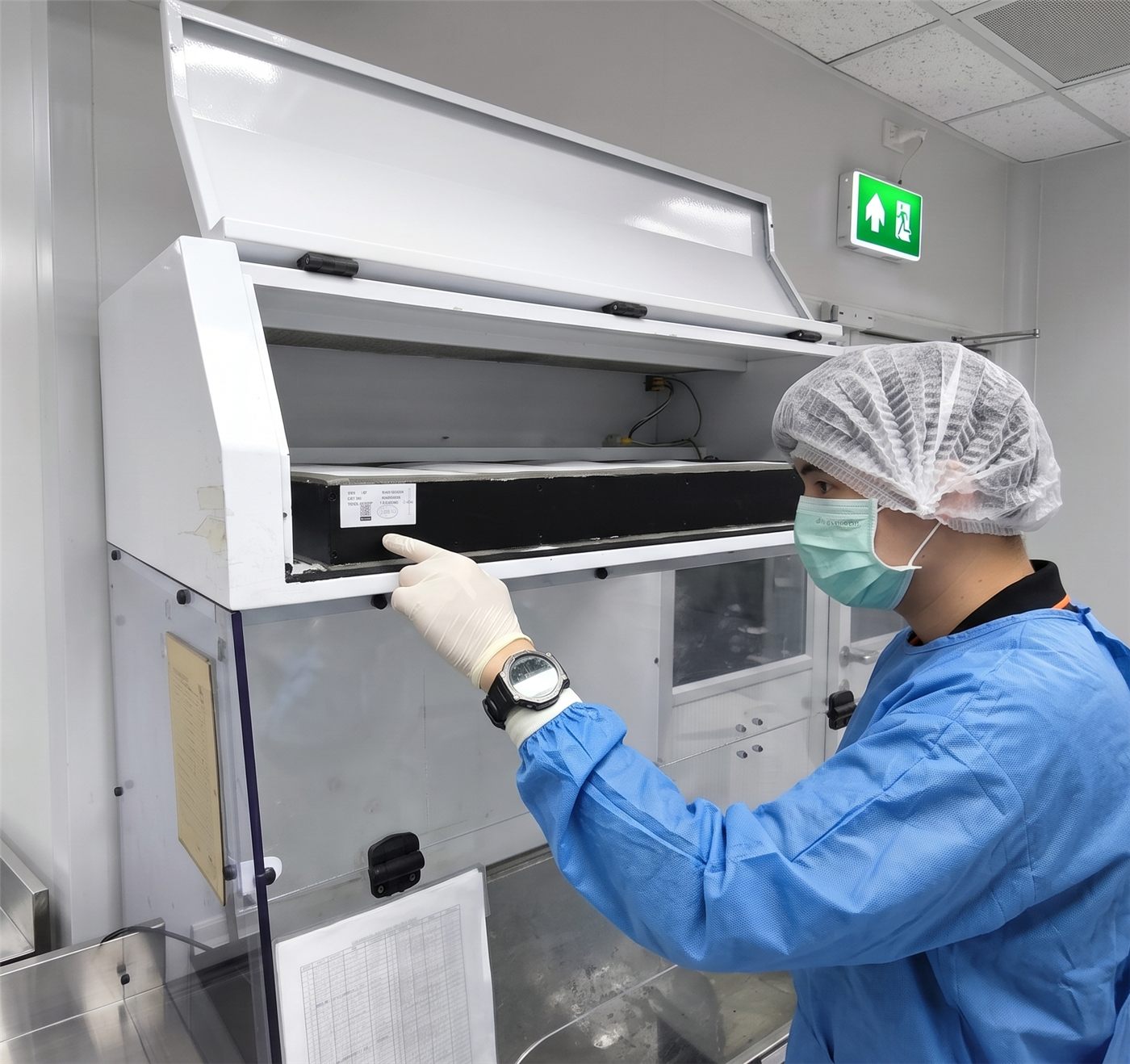 ตู้ดูดไอสารเคมี (Fume Hood)